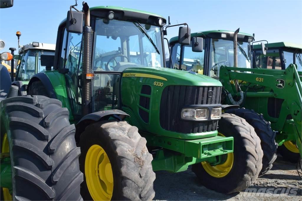 John Deere 6330 トラクター