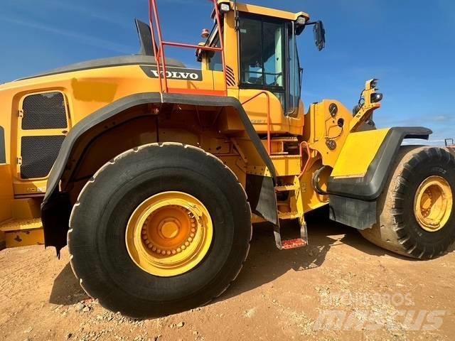 Volvo L 220 H ホイールローダー・タイヤショベル