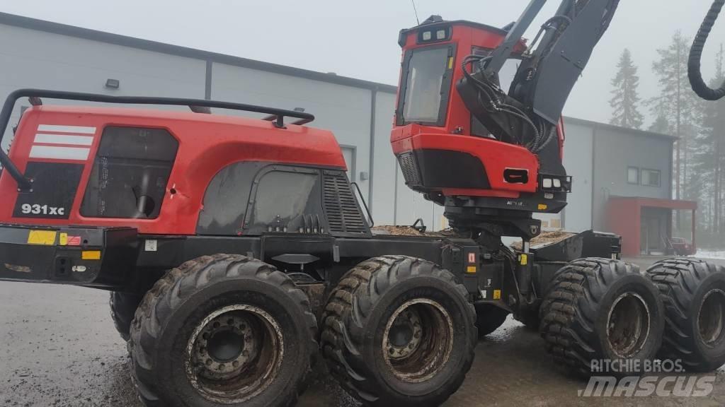Komatsu 931XC ハーベスター