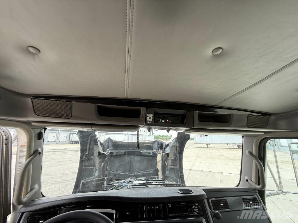 Kenworth T 800 中古トラクターヘッド | トレーラーヘッド