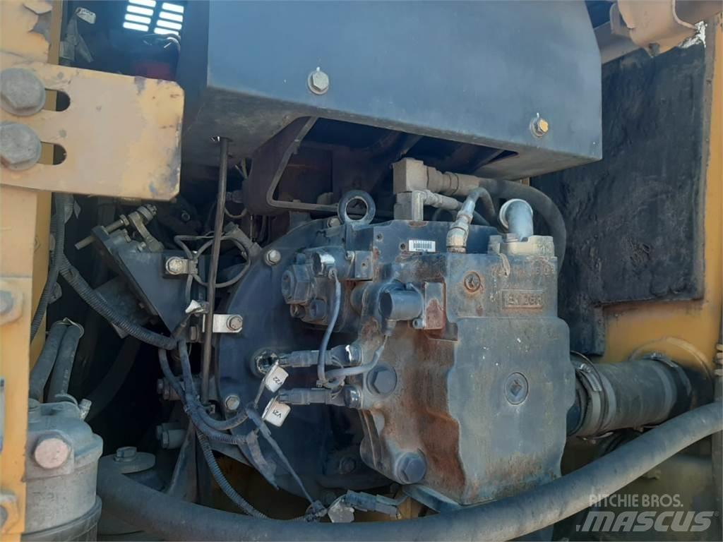 Komatsu PW180-7 ホイール式油圧ショベル（パワーショベル・ユンボ・バックホー）