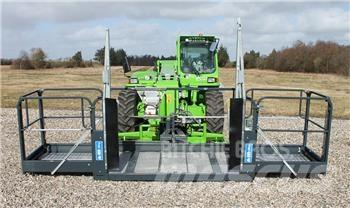 Merlo P 40.17 テレスコーピックハンドラー