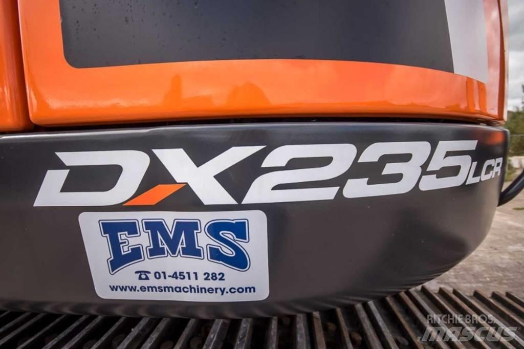 Doosan DX 235 LCR-5 大型油圧ショベル12t以上（パワーショベル・ユンボ）
