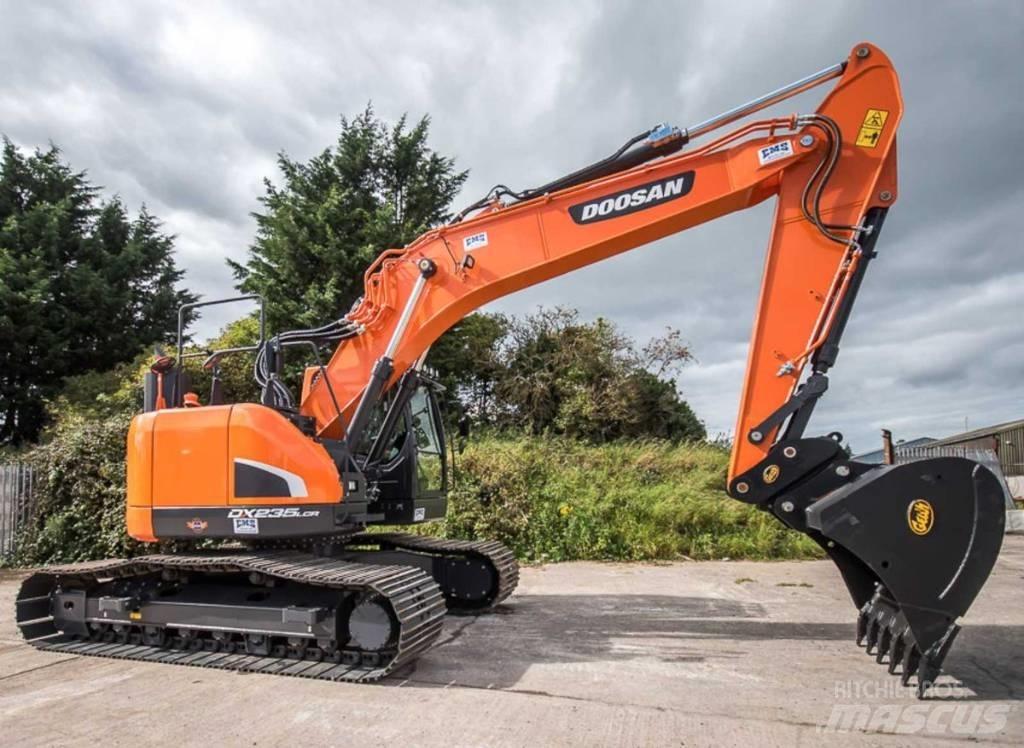 Doosan DX 235 LCR-5 大型油圧ショベル12t以上（パワーショベル・ユンボ）