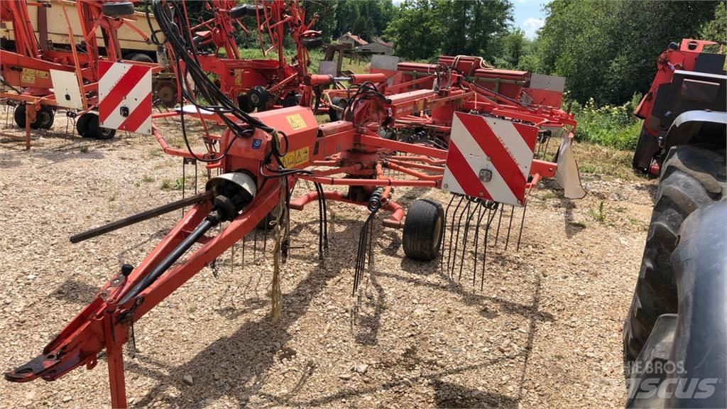 Kuhn GA 6002 ウィンドローア/レーキ