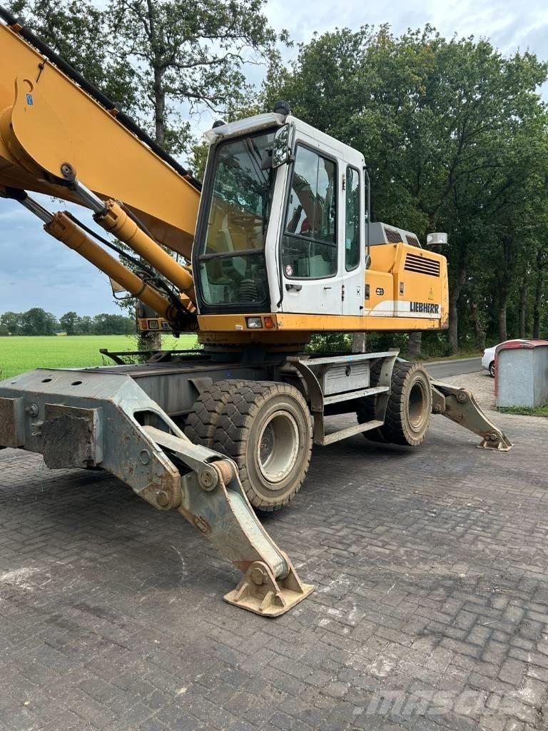 Liebherr 934 B 廃棄物／工業産廃処理機