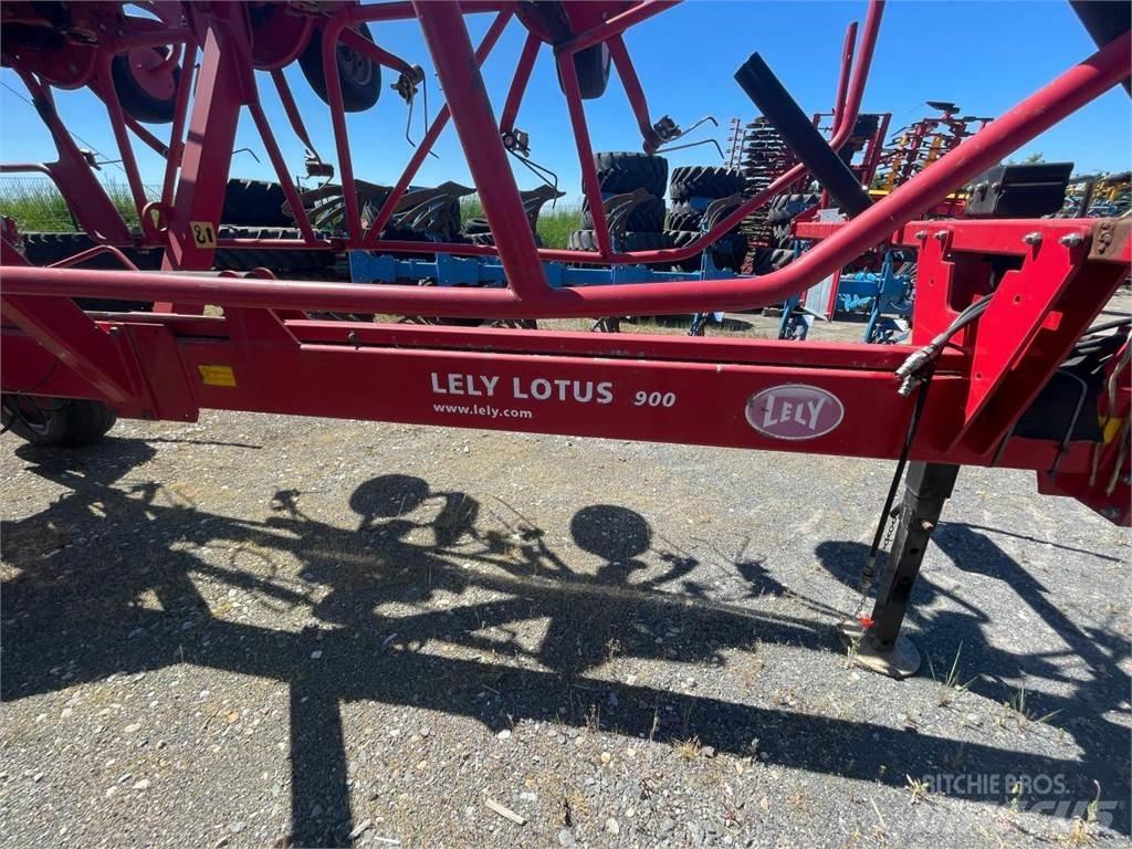 Lely Lotus 900 テッダー・テッダーレーキ