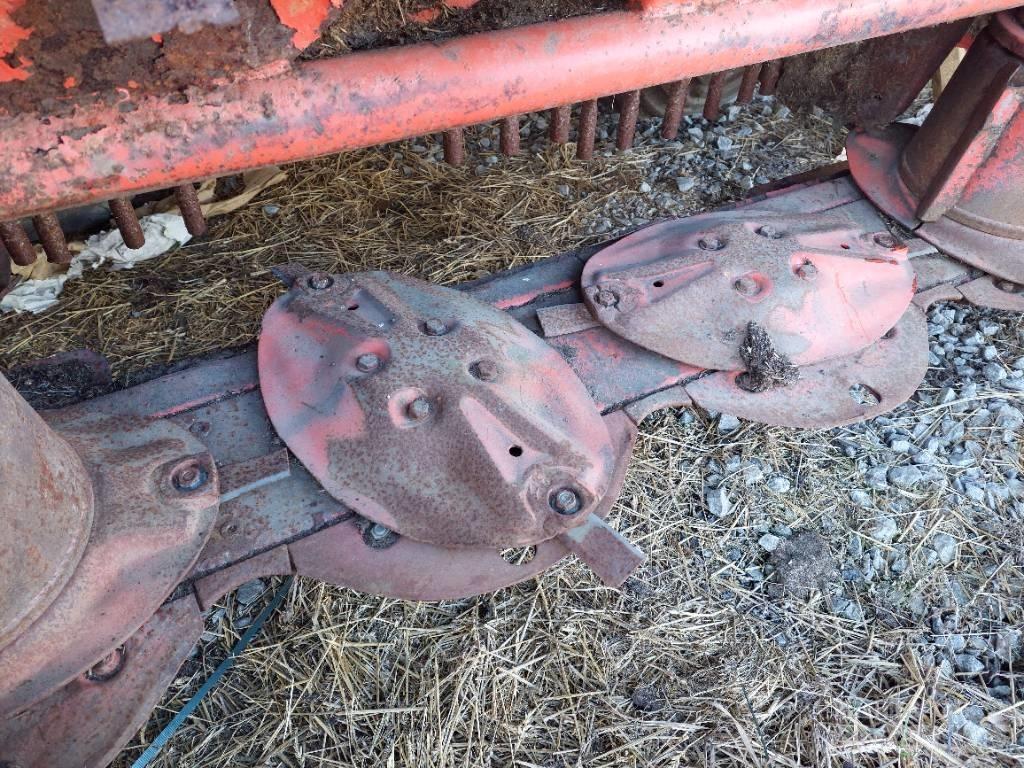 Kuhn alterna 400 モアーコンディショナー