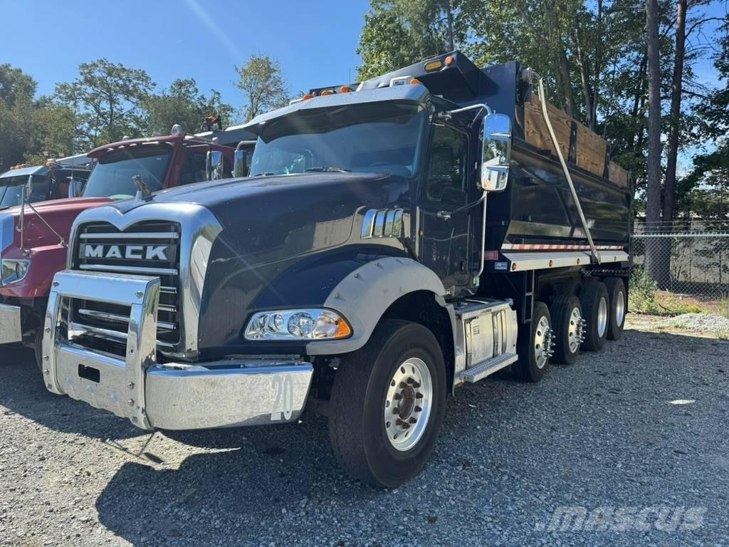 Mack GU813 ダンプ