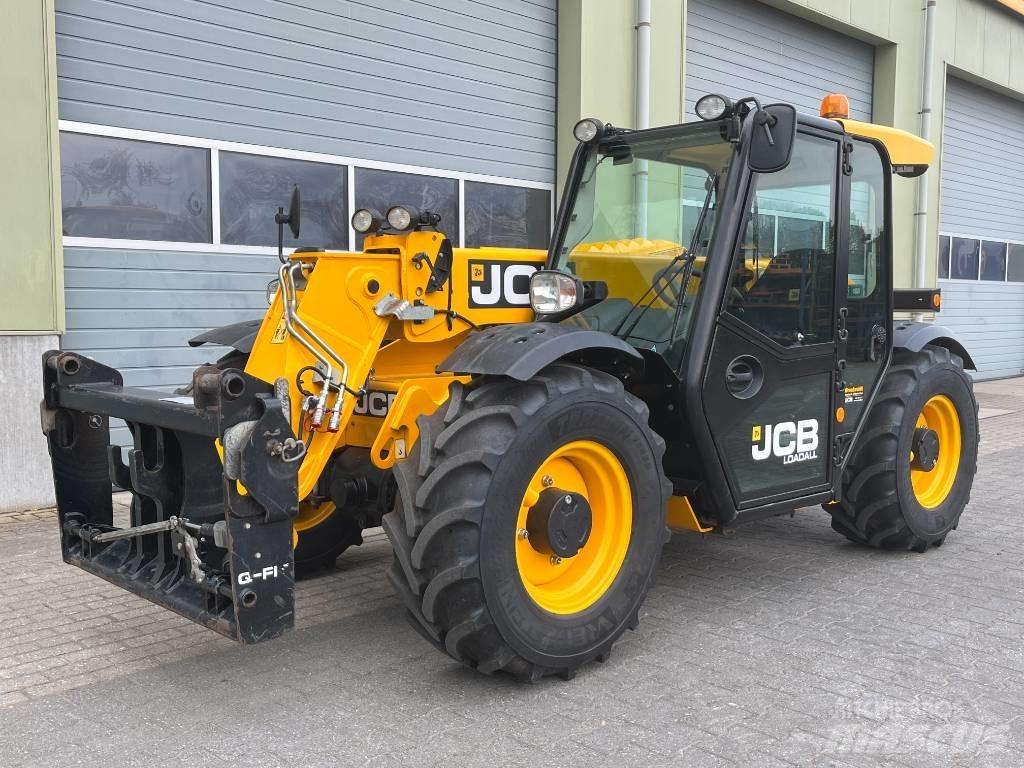 JCB 527-58 Agri Plus 農業用テレハンドラー