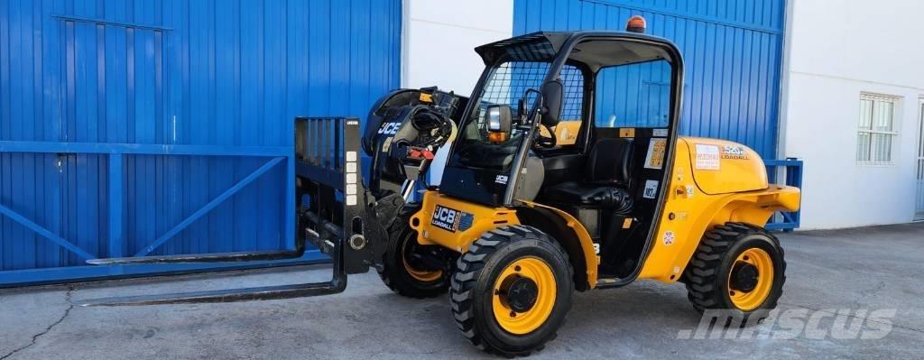 JCB 520-40 テレスコーピックハンドラー