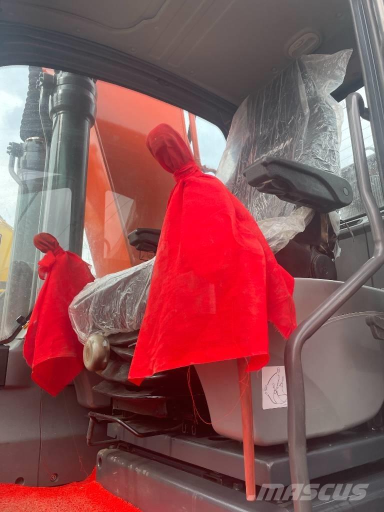 Doosan DX 225 大型油圧ショベル12t以上（パワーショベル・ユンボ）