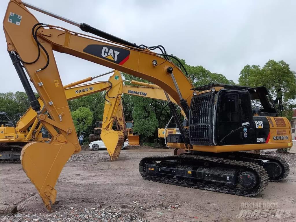 CAT 324D2L 大型油圧ショベル12t以上（パワーショベル・ユンボ）
