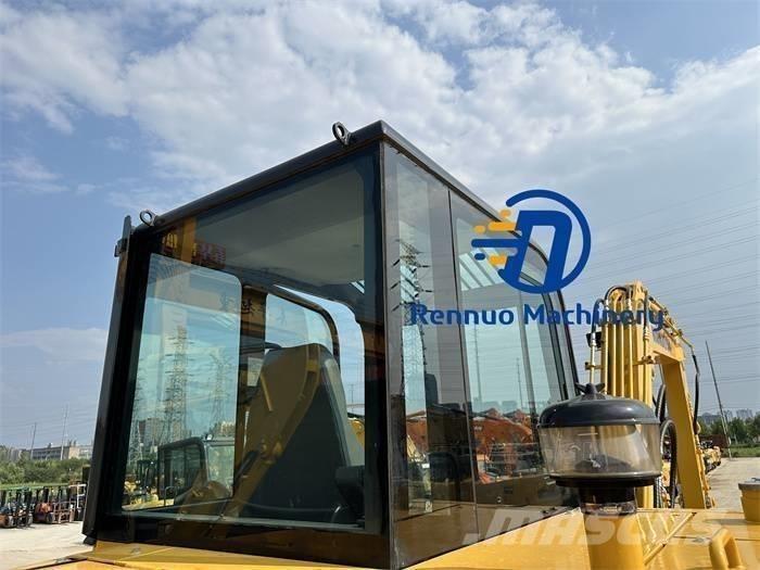 Komatsu PC 56 ミニ油圧ショベル 7t以下（ミニユンボ・ミニディガー）