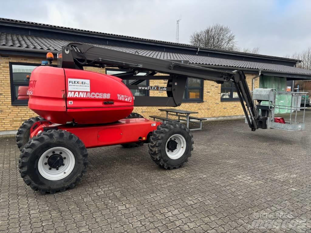 Manitou 180 ATJ ブームリフト　屈伸型