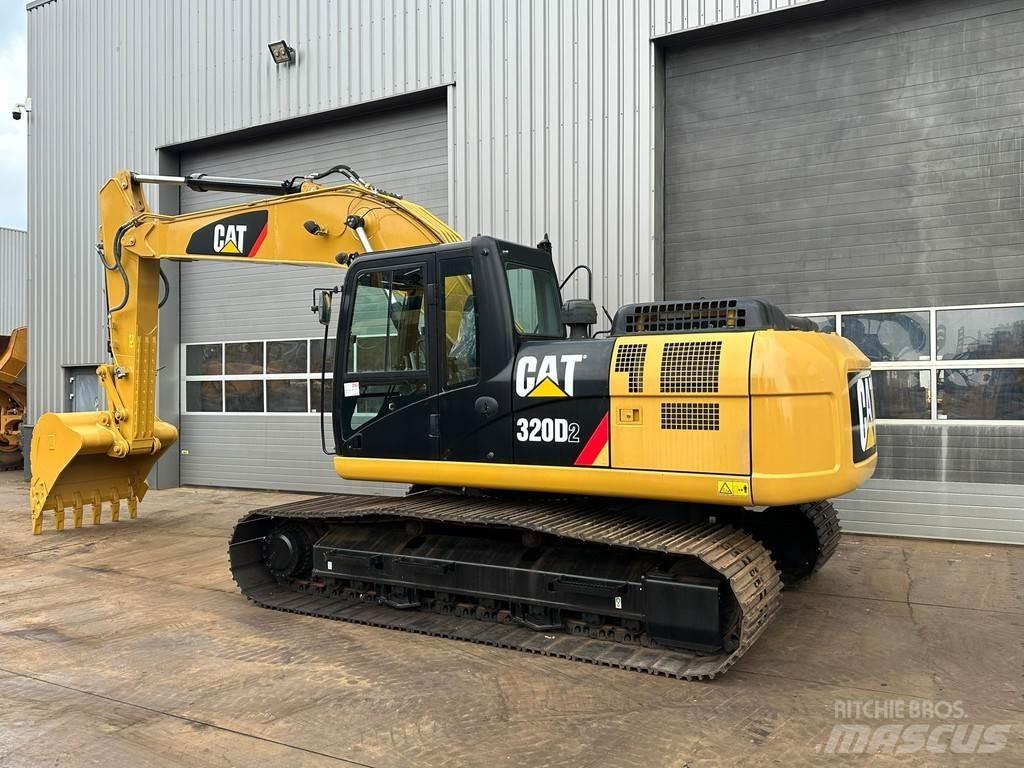 CAT 320D2 大型油圧ショベル12t以上（パワーショベル・ユンボ）