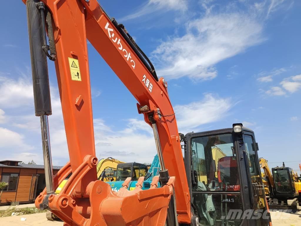 Kubota KX 163 ミニ油圧ショベル 7t以下（ミニユンボ・ミニディガー）