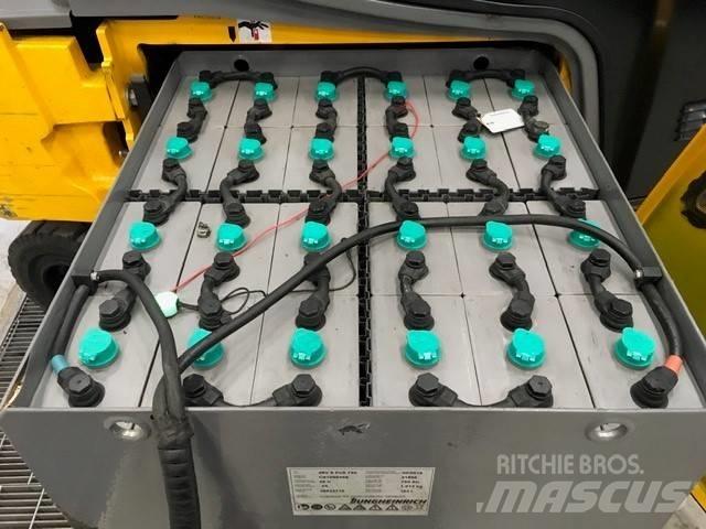 Jungheinrich EFG 320 バッテリーフォークリフト