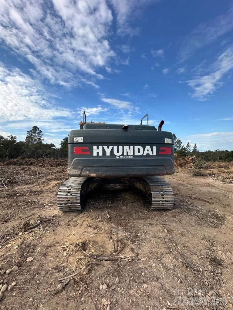 Hyundai HX 260 L 大型油圧ショベル12t以上（パワーショベル・ユンボ）