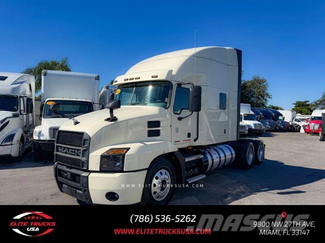 Mack Anthem その他トラック