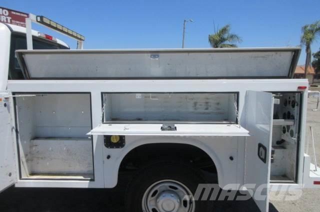 Ford F250 レッカー車