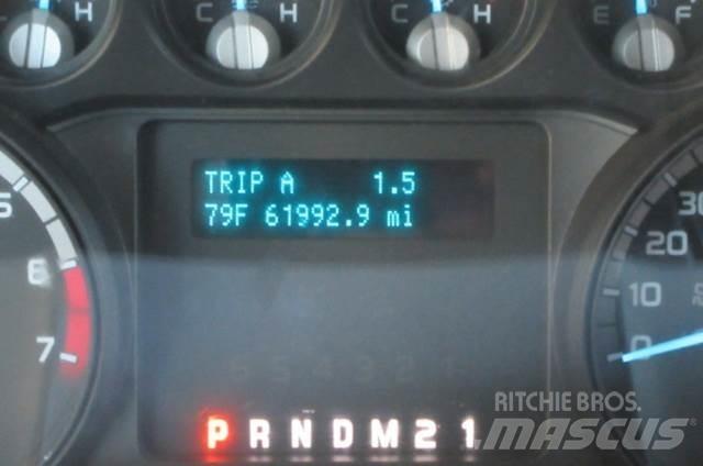 Ford F350 レッカー車