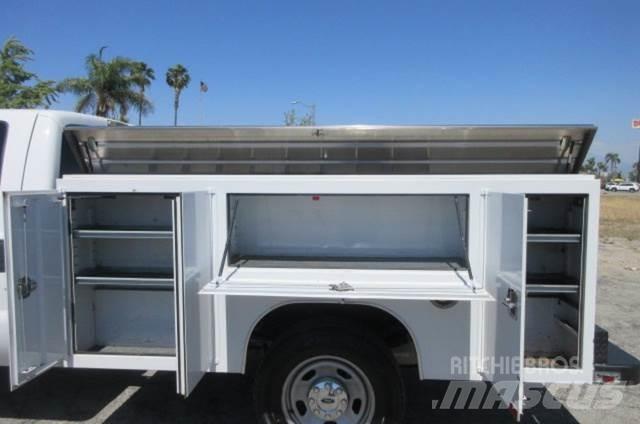 Ford F350 レッカー車