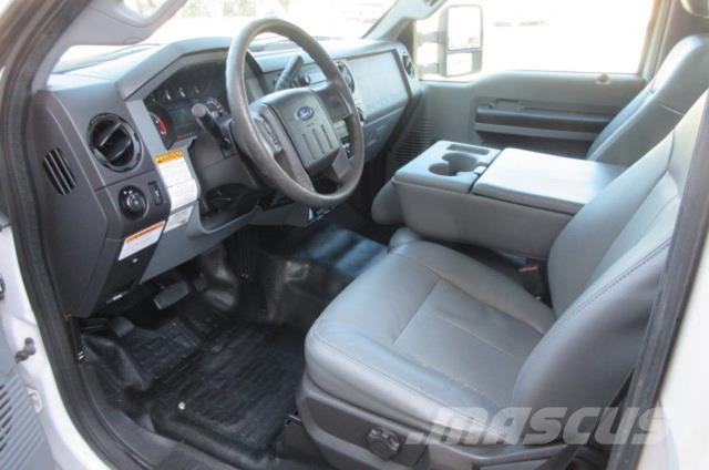 Ford F450 レッカー車