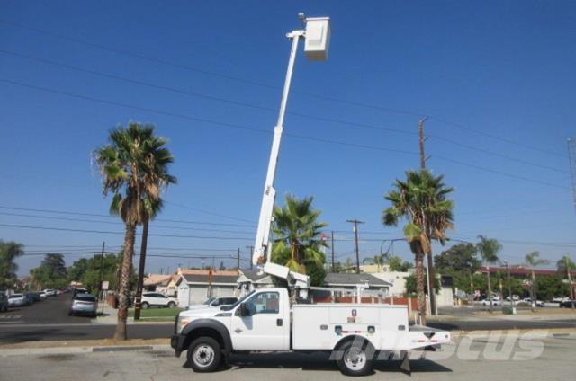 Ford F450 レッカー車