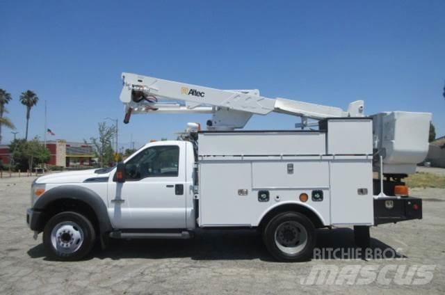 Ford F550 レッカー車