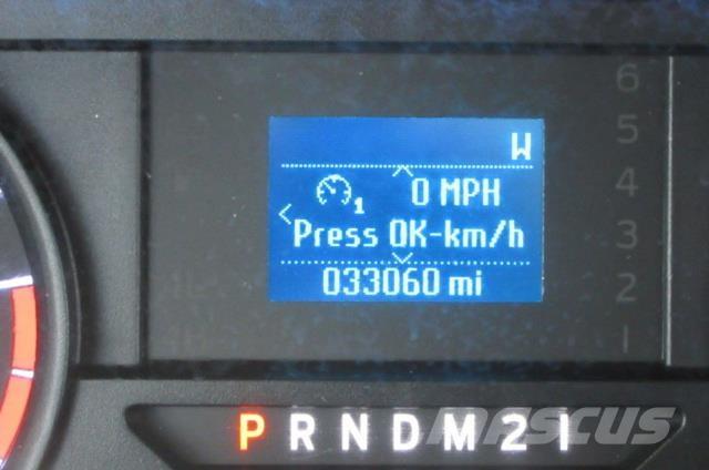 Ford F550 レッカー車