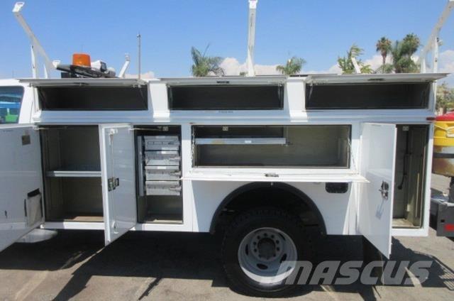 Ford F550 レッカー車