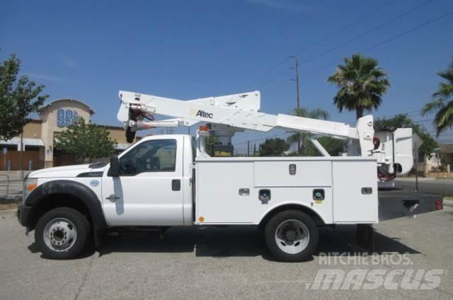Ford F550 レッカー車