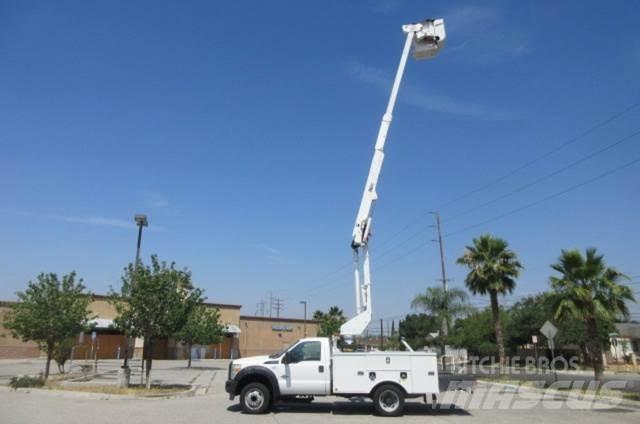 Ford F550 レッカー車