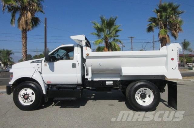 Ford F750 レッカー車