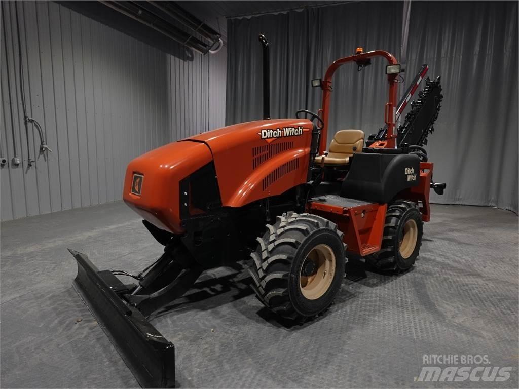 Ditch Witch RT80 トレンチャー