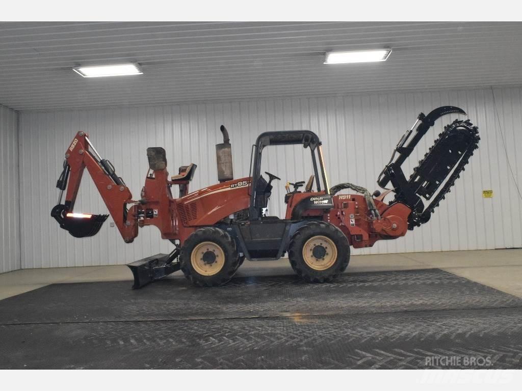Ditch Witch RT95 トレンチャー