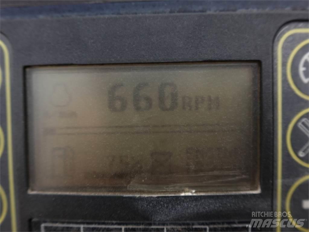 Vermeer RTX550 トレンチャー