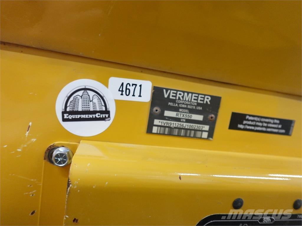 Vermeer RTX550 トレンチャー