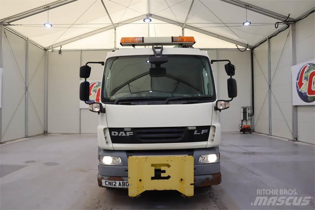 DAF LF 55.250 GULLY SUCKER 建設機械 -　その他