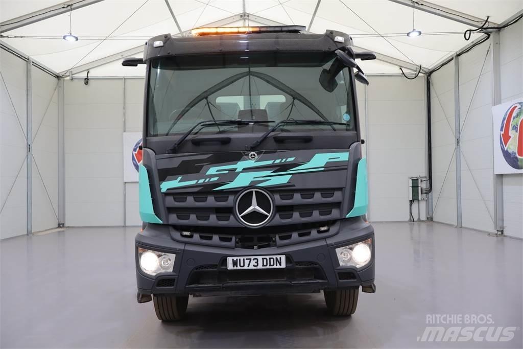 Mercedes-Benz AROCS 3240 ダンプ