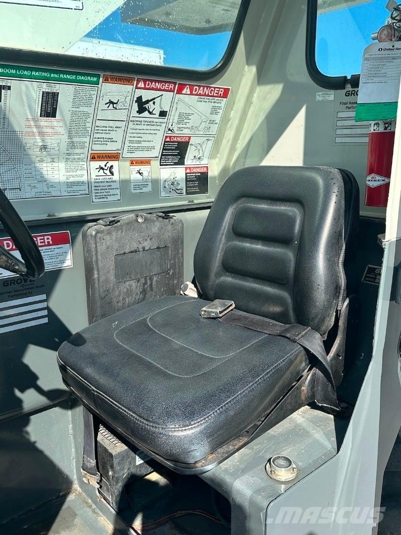 Grove YB5515 ラフテレーンクレーン