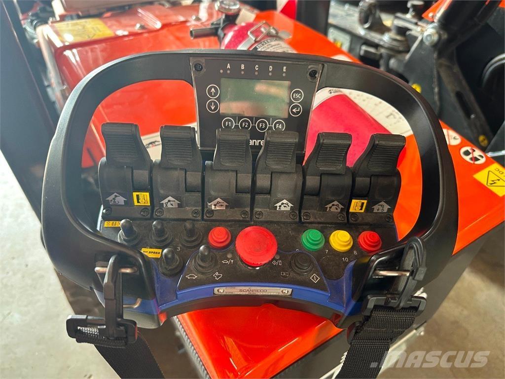 Jekko SPX 309 ミニクレーン