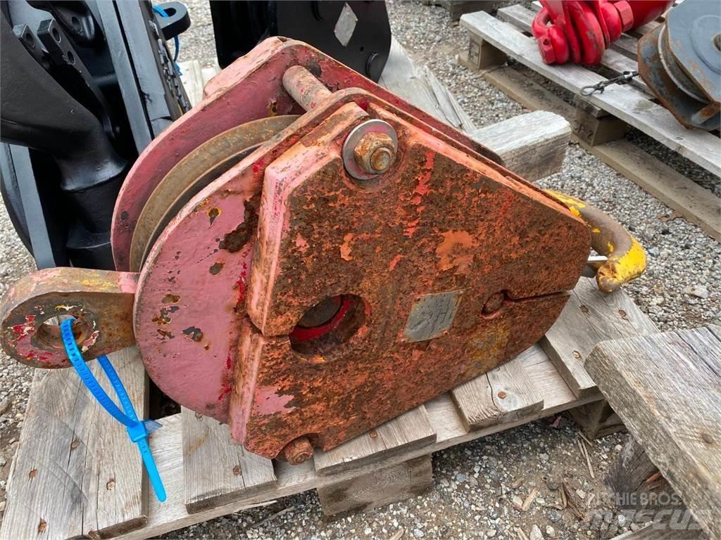 Johnson 1051 2RT8 クレーン部品と設備