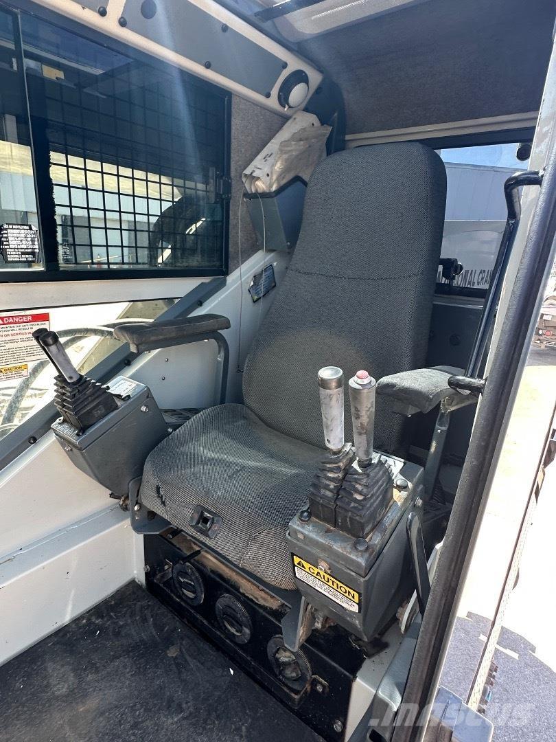 National NBT40 クレーントラック、ユニック車