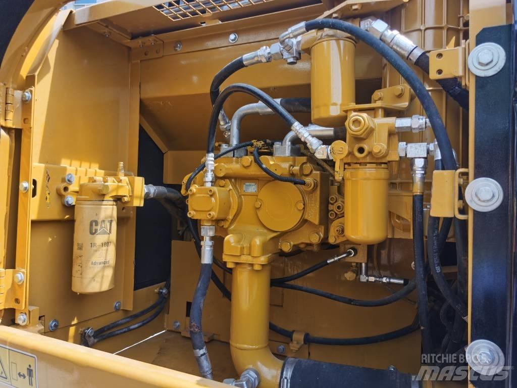 CAT 325 D 大型油圧ショベル12t以上（パワーショベル・ユンボ）