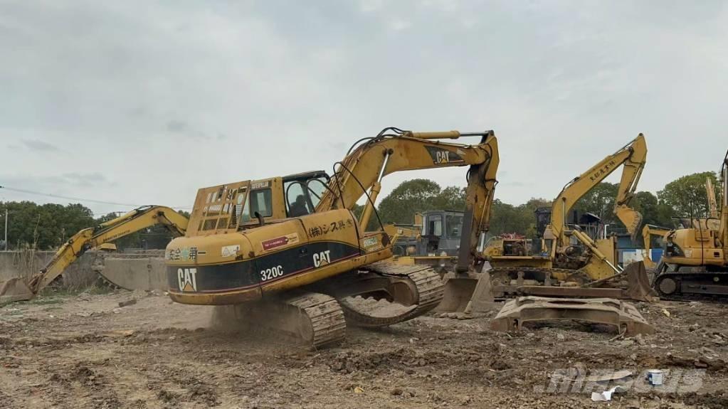CAT 320 C 大型油圧ショベル12t以上（パワーショベル・ユンボ）