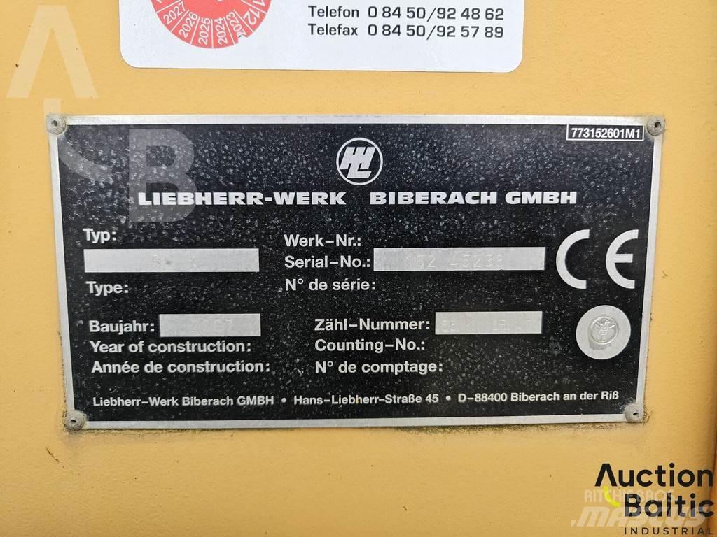Liebherr 56K タワークレーン