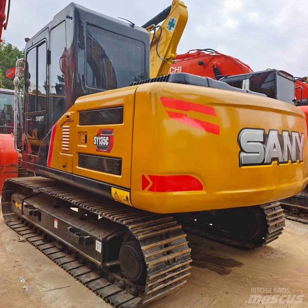 Sany SY 135 C 大型油圧ショベル12t以上（パワーショベル・ユンボ）