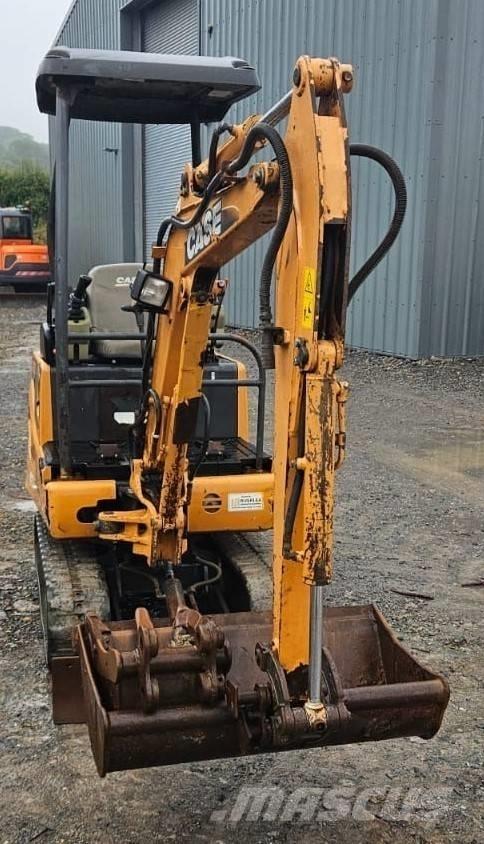 CASE CX 15 B ミニ油圧ショベル 7t以下（ミニユンボ・ミニディガー）